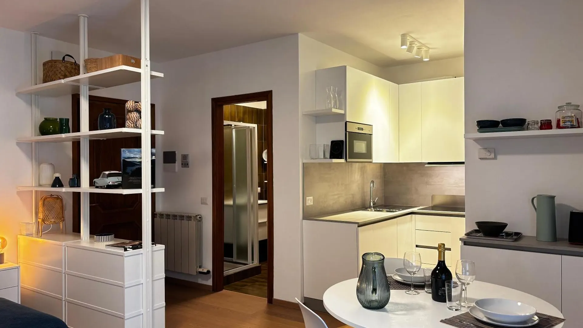 Riva&Lago Gravedona - Larihome A90 Italien